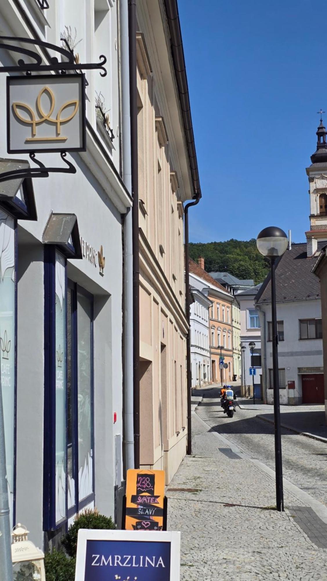 Apartmán pod Hradem NOVÉ WiFi/AC Šternberk Extérieur photo